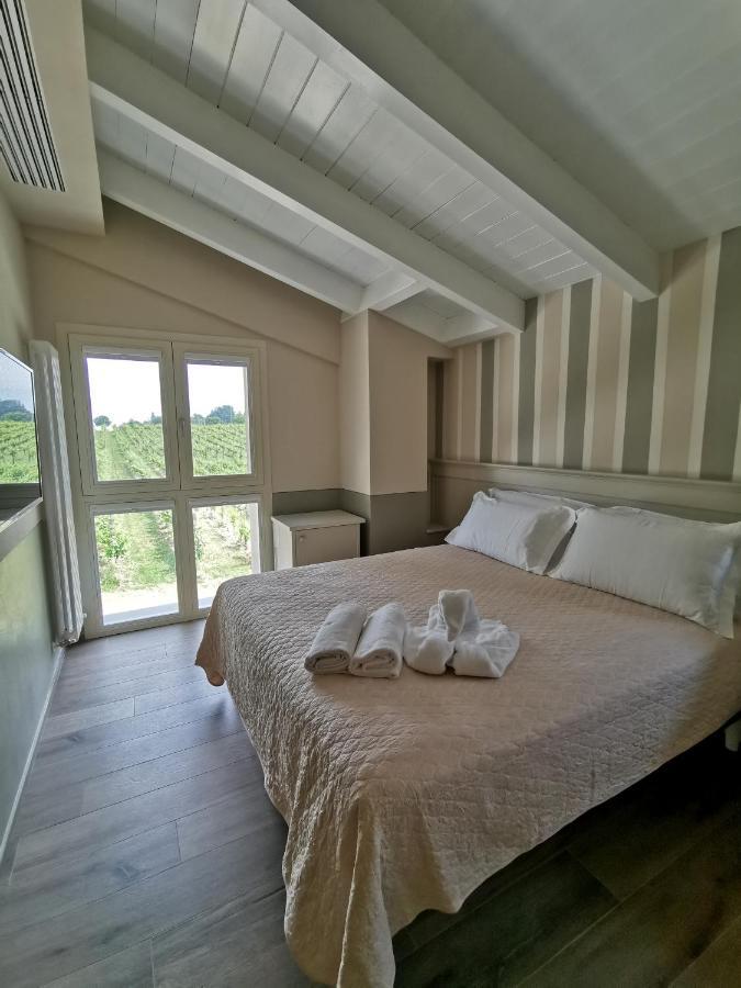 Agriturismo E Acetaia La Vedetta Castelvetro di Modena Eksteriør billede